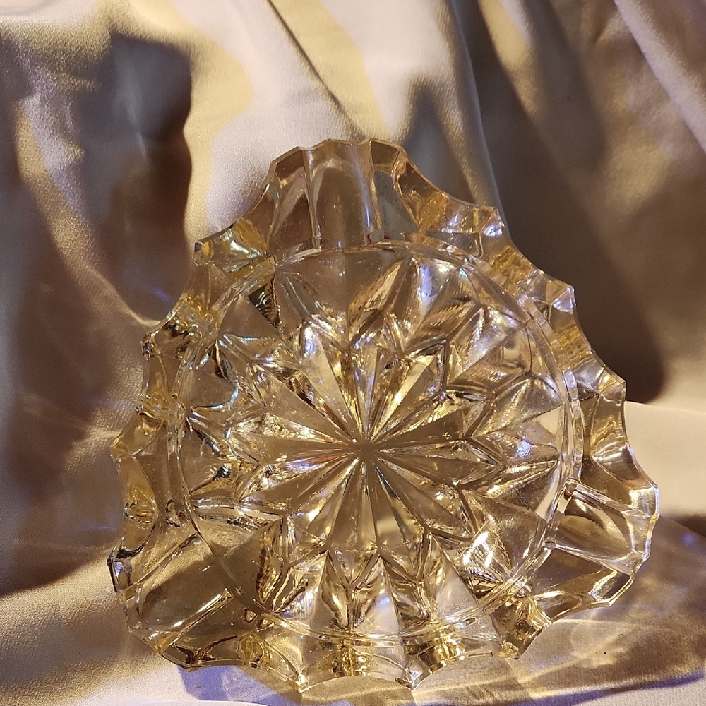 Elegant Crystal Glass Dish